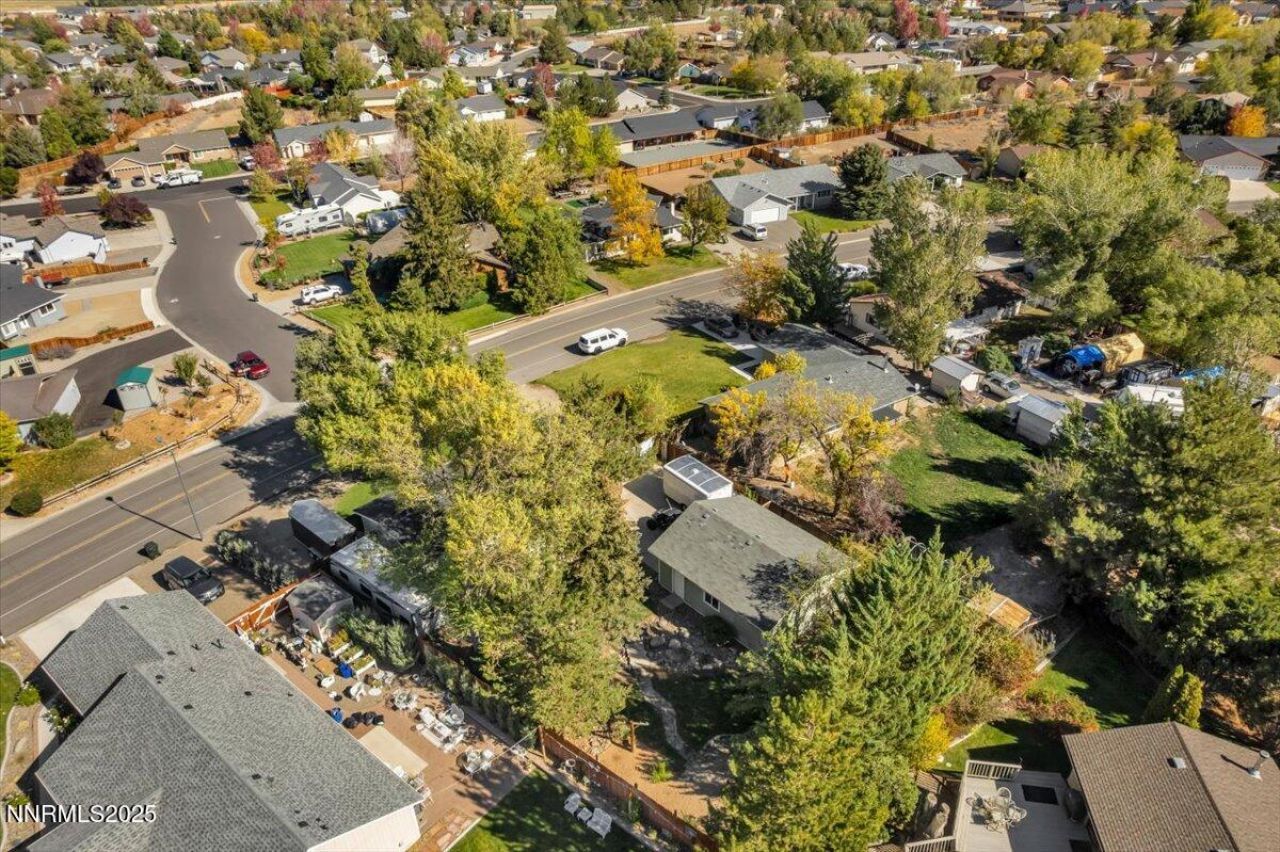 1231 Manhattan Way, Gardnerville, NV 89460 Photo