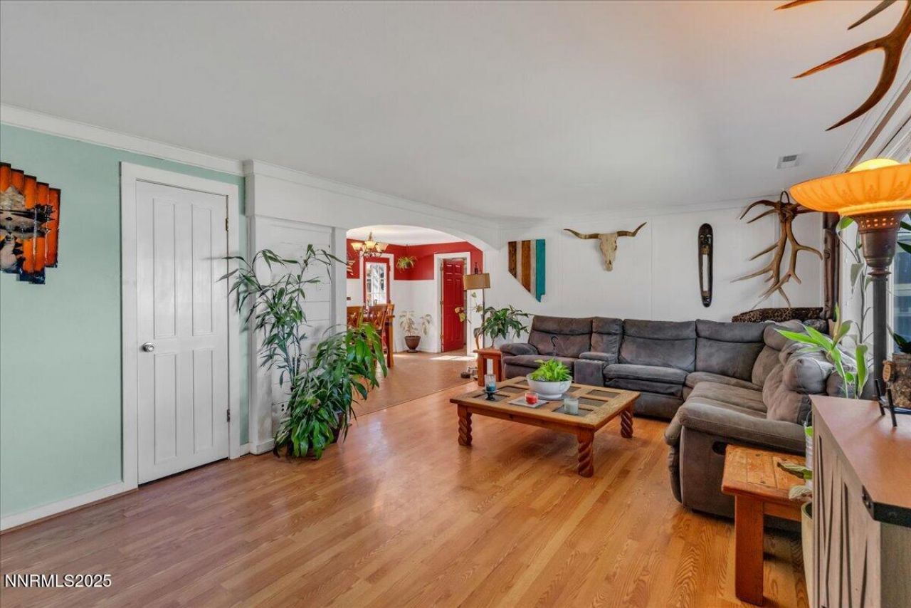 1231 Manhattan Way, Gardnerville, NV 89460 Photo