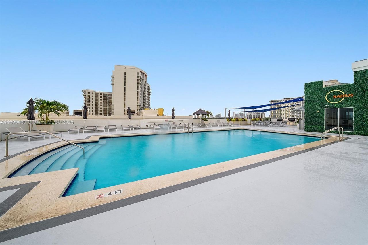 1830 Radius Dr, Unit 318, Hollywood, FL 33020 Photo