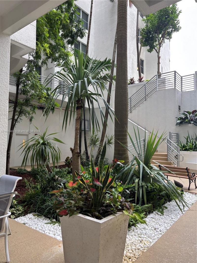 1830 Radius Dr, Unit 318, Hollywood, FL 33020 Photo