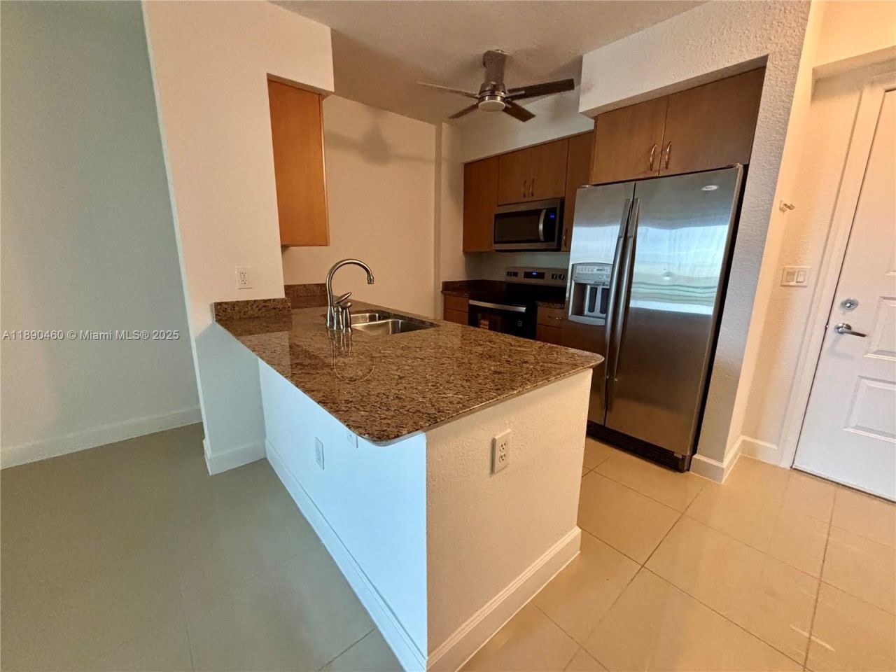1830 Radius Dr, Unit 318, Hollywood, FL 33020 Photo