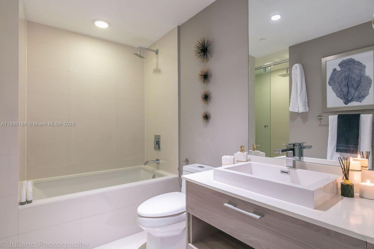 1300 S Miami Ave, Unit 2109, Miami, FL 33131 Photo