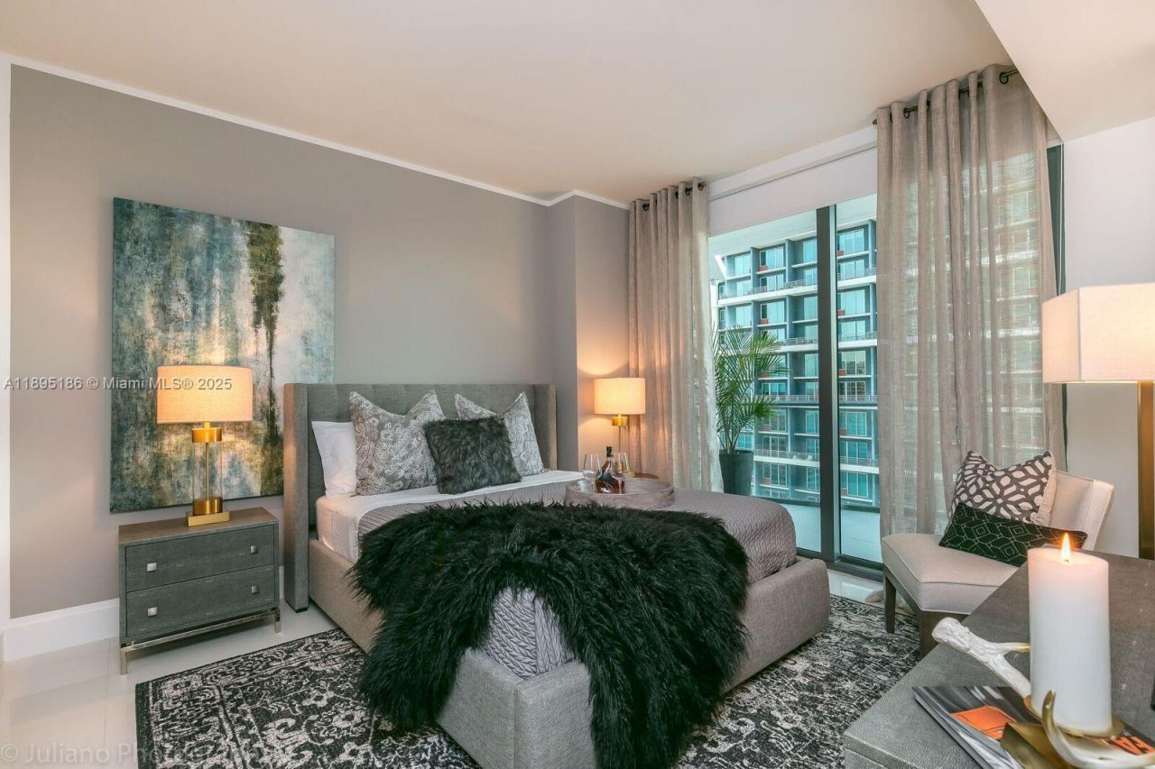 1300 S Miami Ave, Unit 2109, Miami, FL 33131 Photo