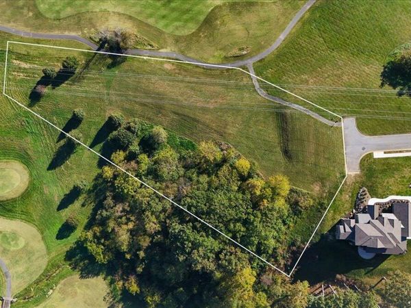 1128 Hawk Nest Court, Jonesborough, TN 37659