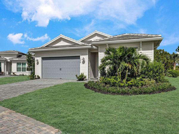 170 SE Palma Street, Port Saint Lucie, FL 34984