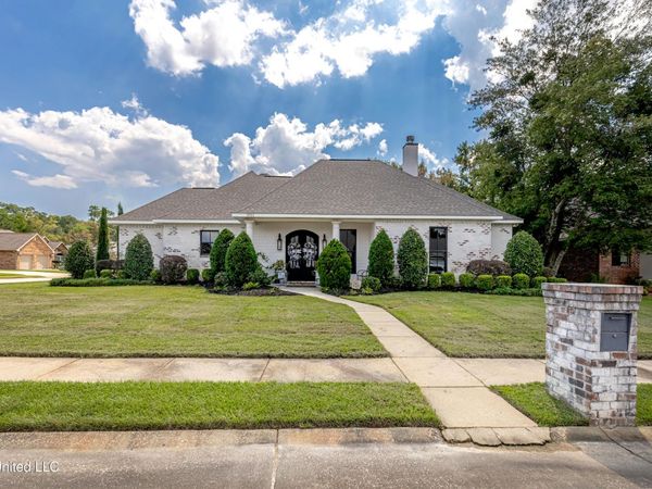 2011 Ivy Court, Biloxi, MS 39532