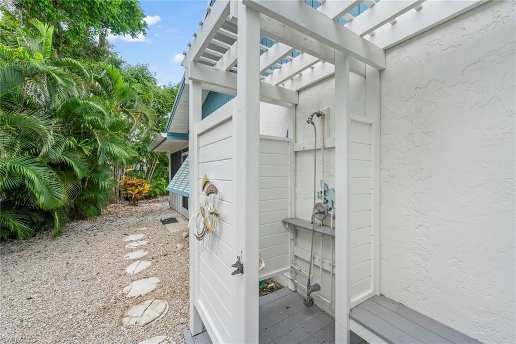 513 Rabbit Rd, Sanibel, FL 33957 Photo