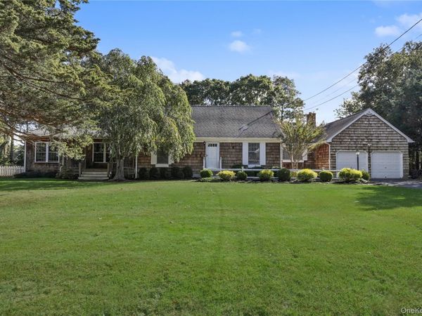 48 Nidzyn Avenue, Remsenburg, NY 11960