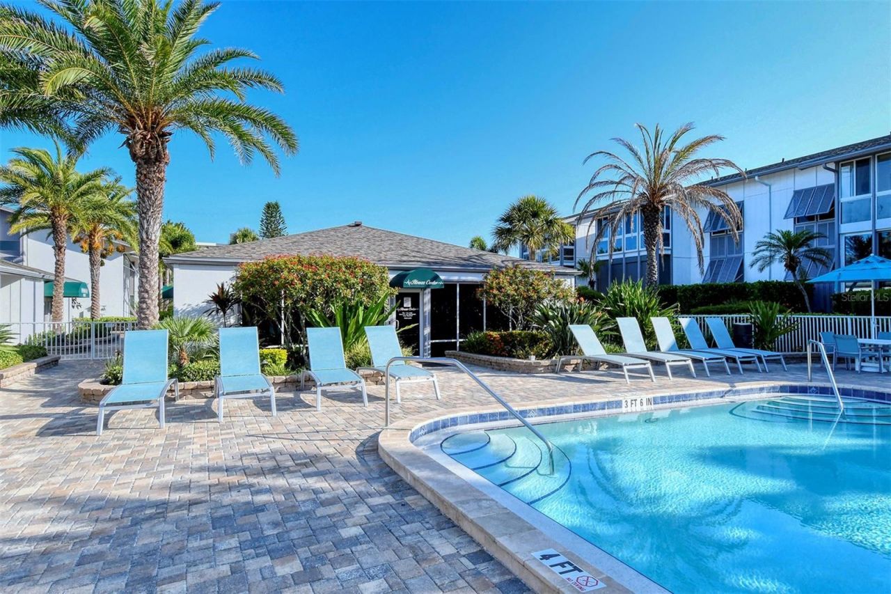 1125 W Peppertree Drive, Unit 706, Sarasota, FL 34242 Photo