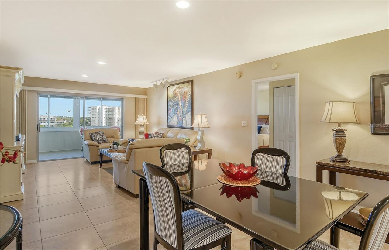 1125 W Peppertree Drive, Unit 706, Sarasota, FL 34242 Photo