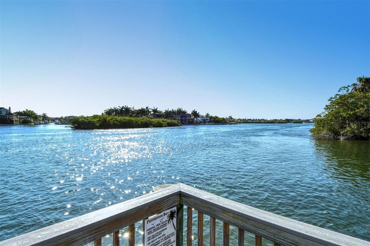 1125 W Peppertree Drive, Unit 706, Sarasota, FL 34242 Photo