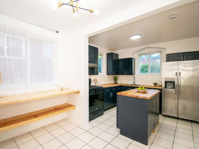 1354 Avon Drive, Cincinnati, OH 45229 Photo 14