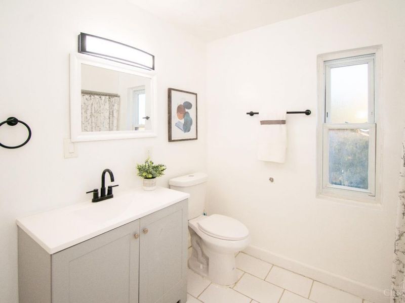 1354 Avon Drive, Cincinnati, OH 45229 Photo 29