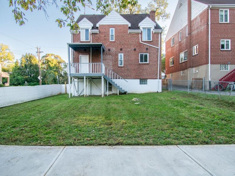 1354 Avon Drive, Cincinnati, OH 45229 Photo 32