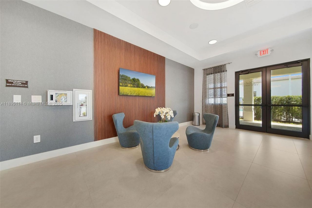 493 NW 204th St, Miami Gardens, FL 33169 Photo