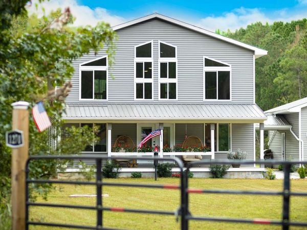 1270 Circle Bay Dr., Longs, SC 29568