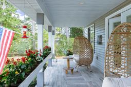 1270 Circle Bay Dr. photo 4