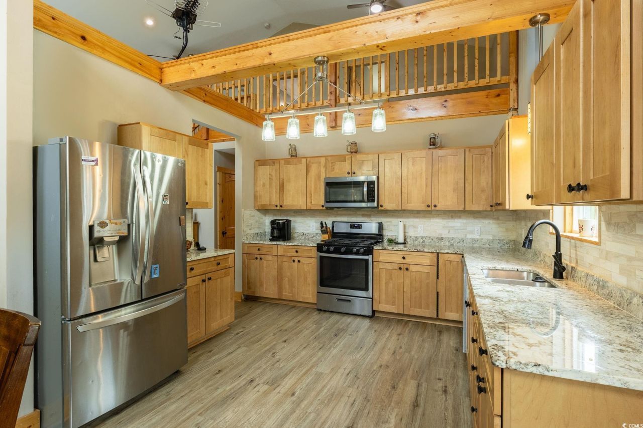 1270 Circle Bay Dr. Photo 9