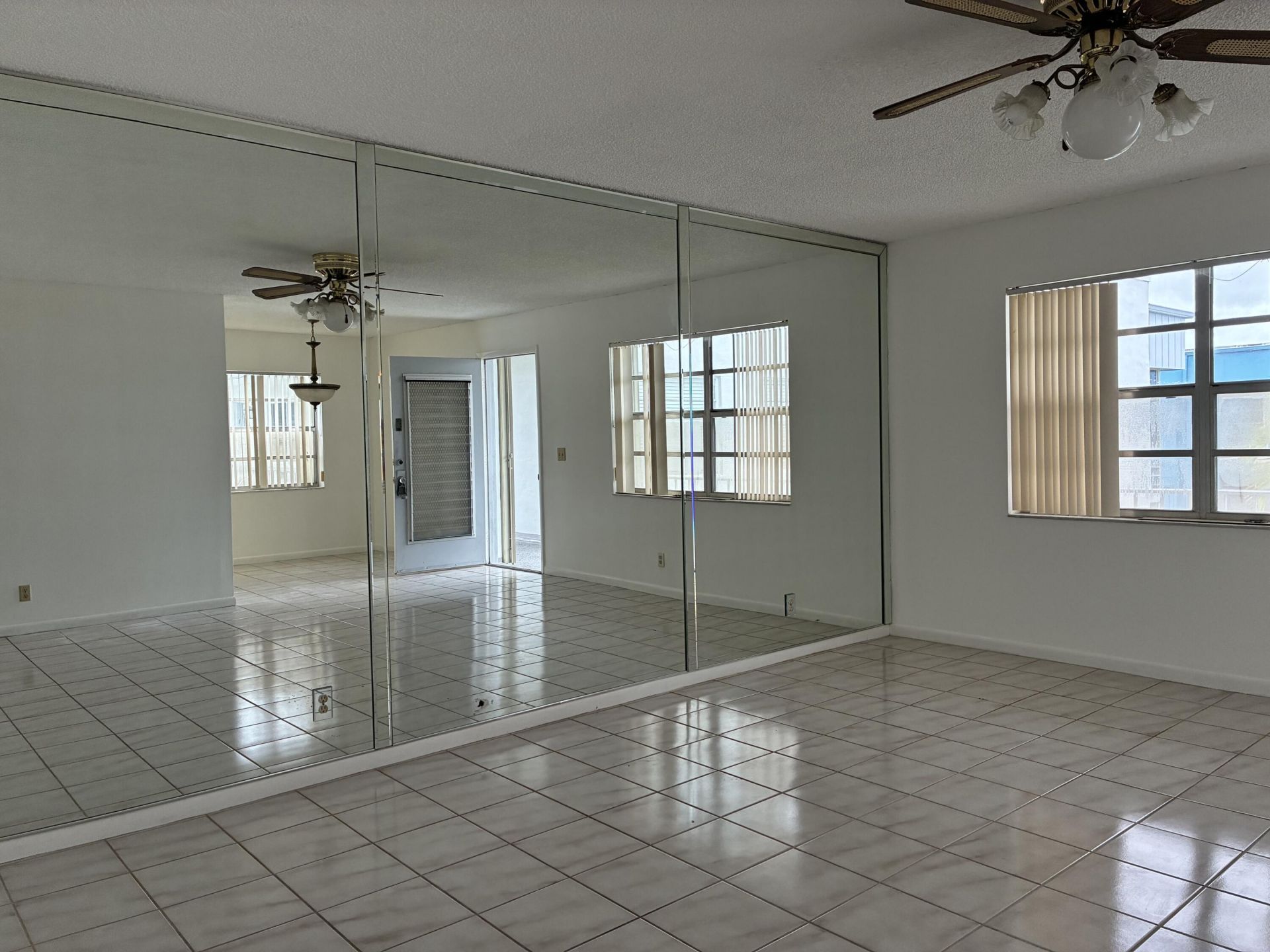 574 Burgundy L, Unit 574, Delray Beach, FL 33484 Photo