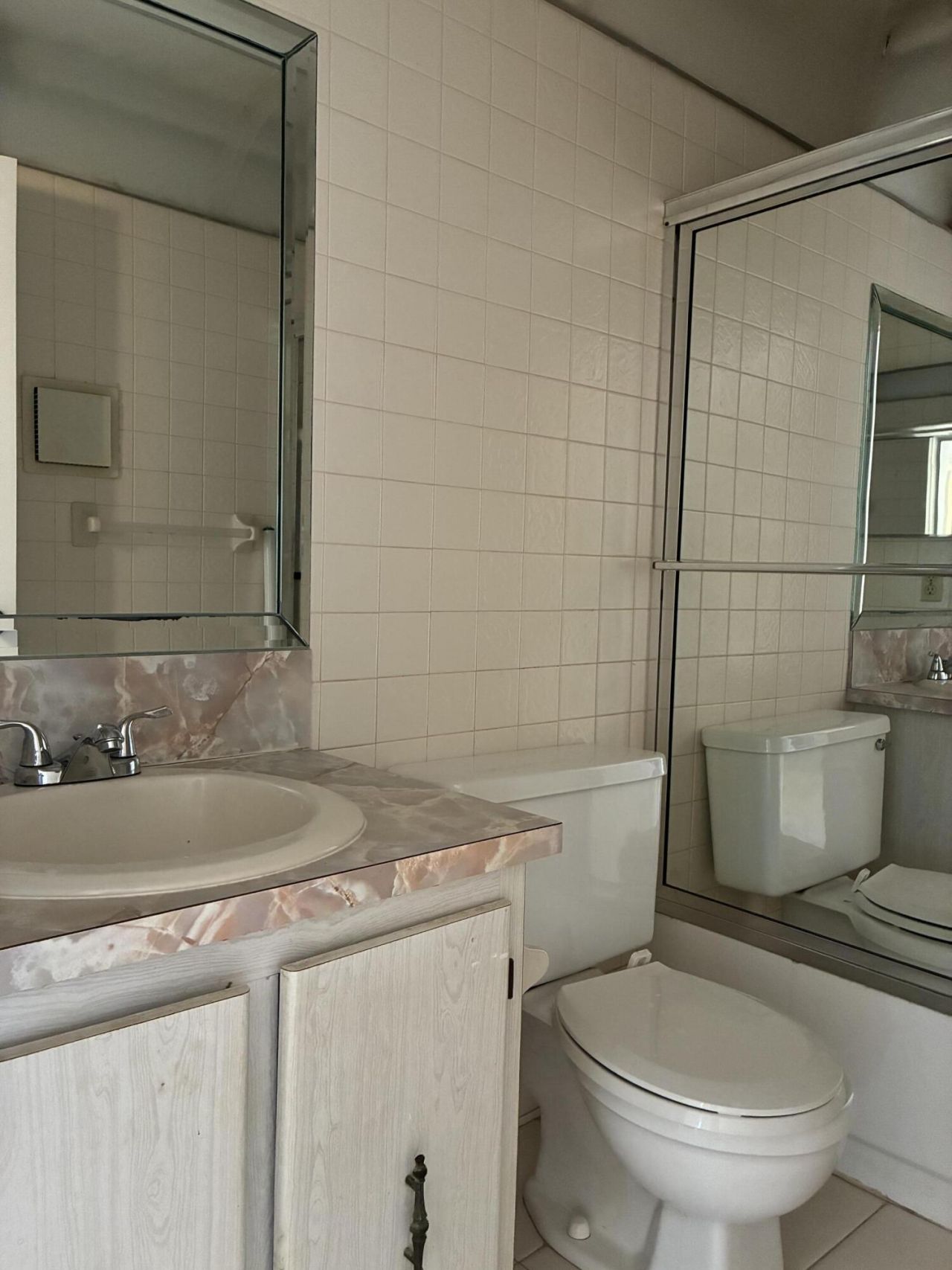 574 Burgundy L, Unit 574, Delray Beach, FL 33484 Photo