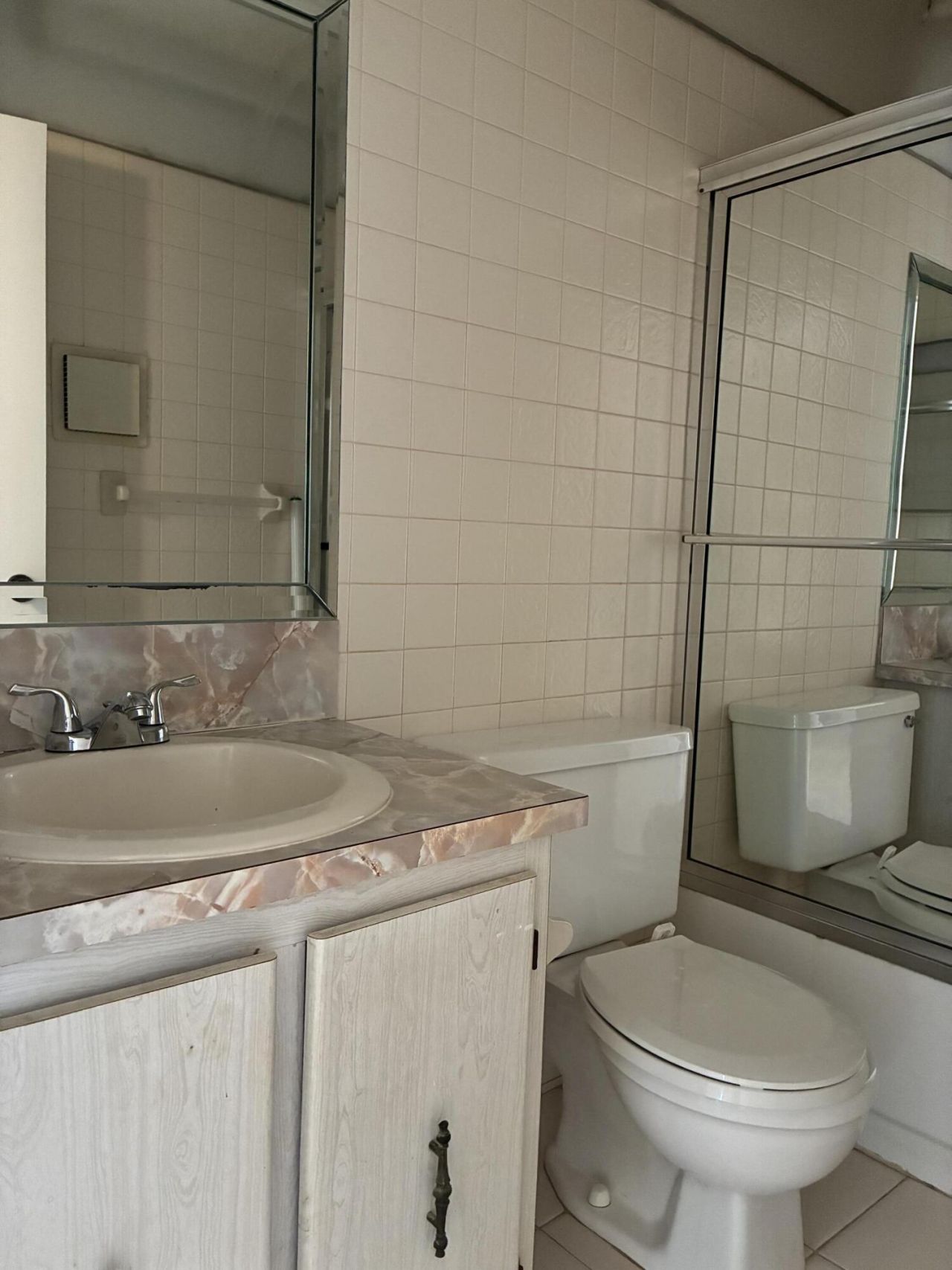574 Burgundy L, Unit 574, Delray Beach, FL 33484 Photo