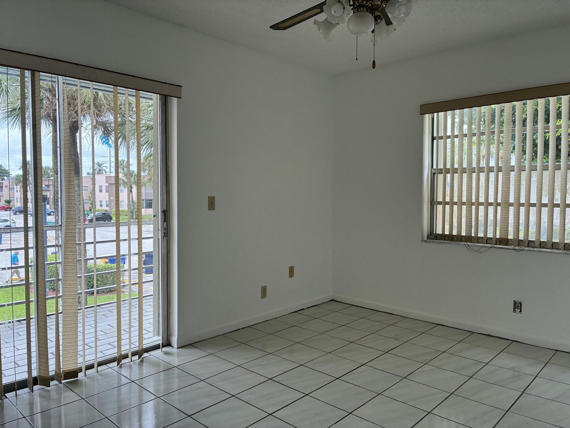 574 Burgundy L, Unit 574, Delray Beach, FL 33484 Photo