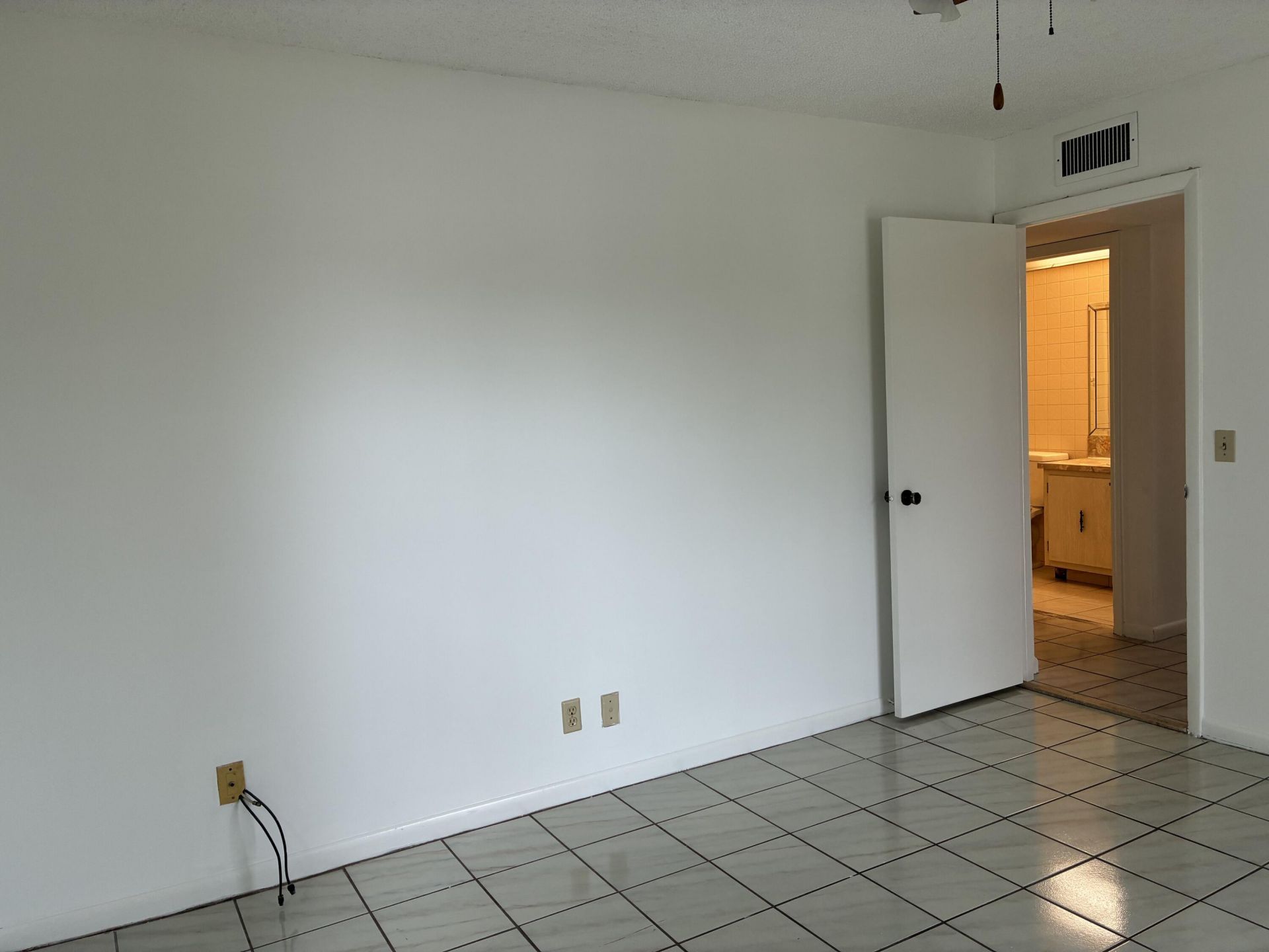 574 Burgundy L, Unit 574, Delray Beach, FL 33484 Photo
