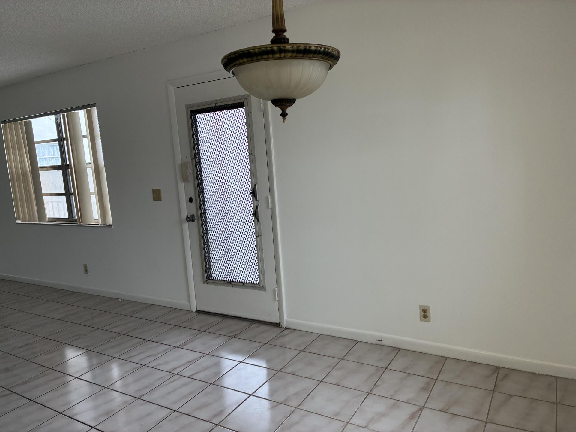 574 Burgundy L, Unit 574, Delray Beach, FL 33484 Photo