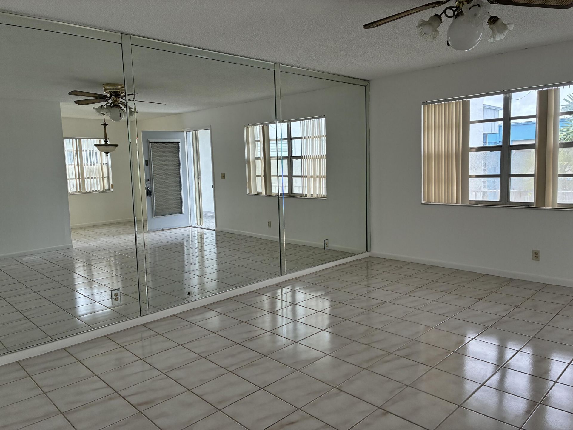 574 Burgundy L, Unit 574, Delray Beach, FL 33484 Photo