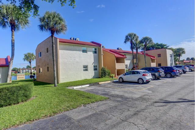 235 Golden River Drive, West Palm Beach, FL 33411 Photo
