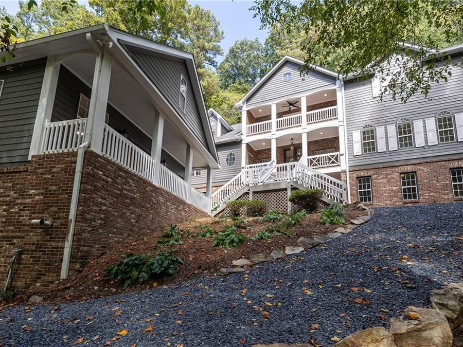 Property Image 100