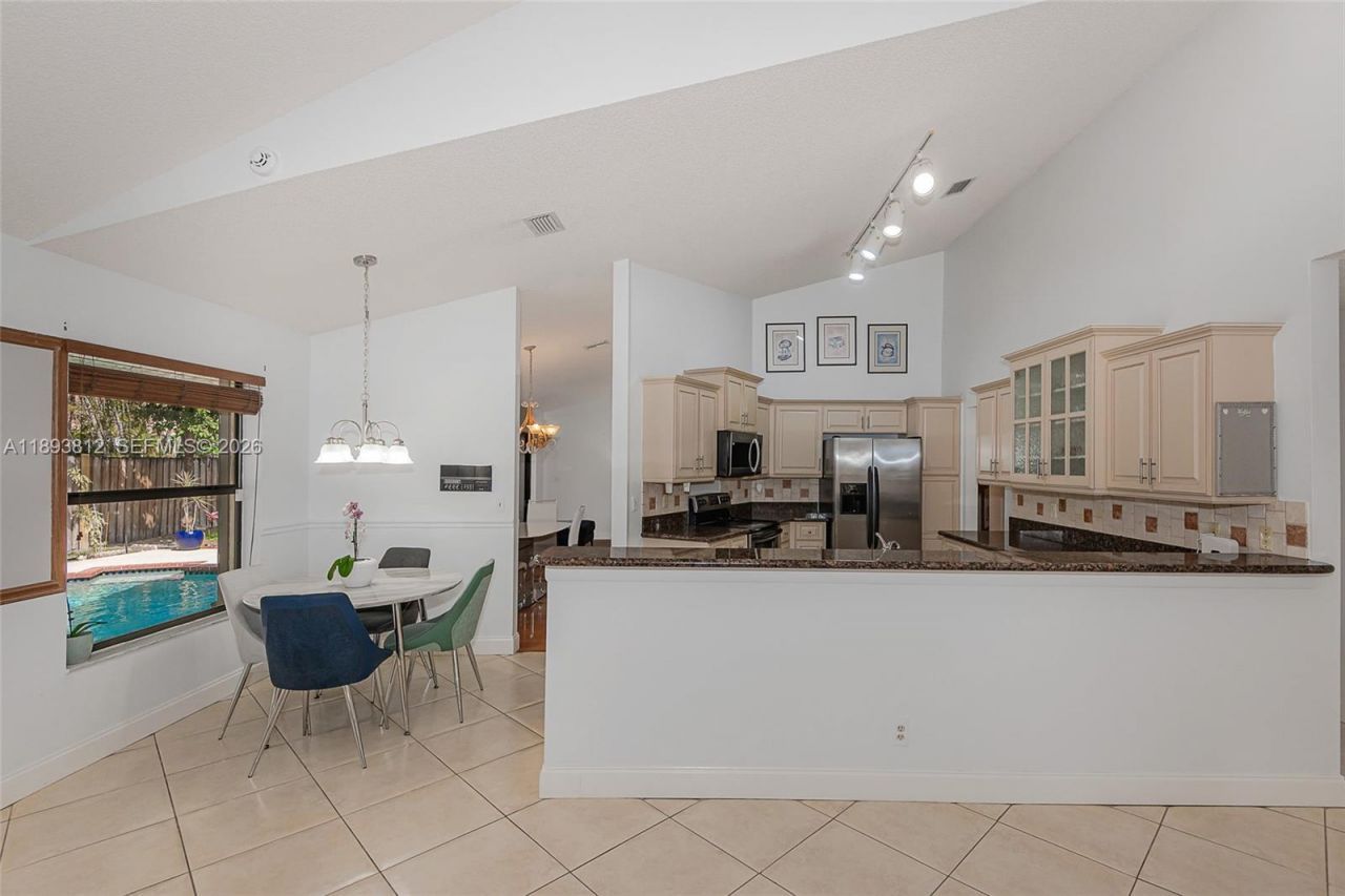 1855 NW 106th Ter, Plantation, FL 33322 Photo