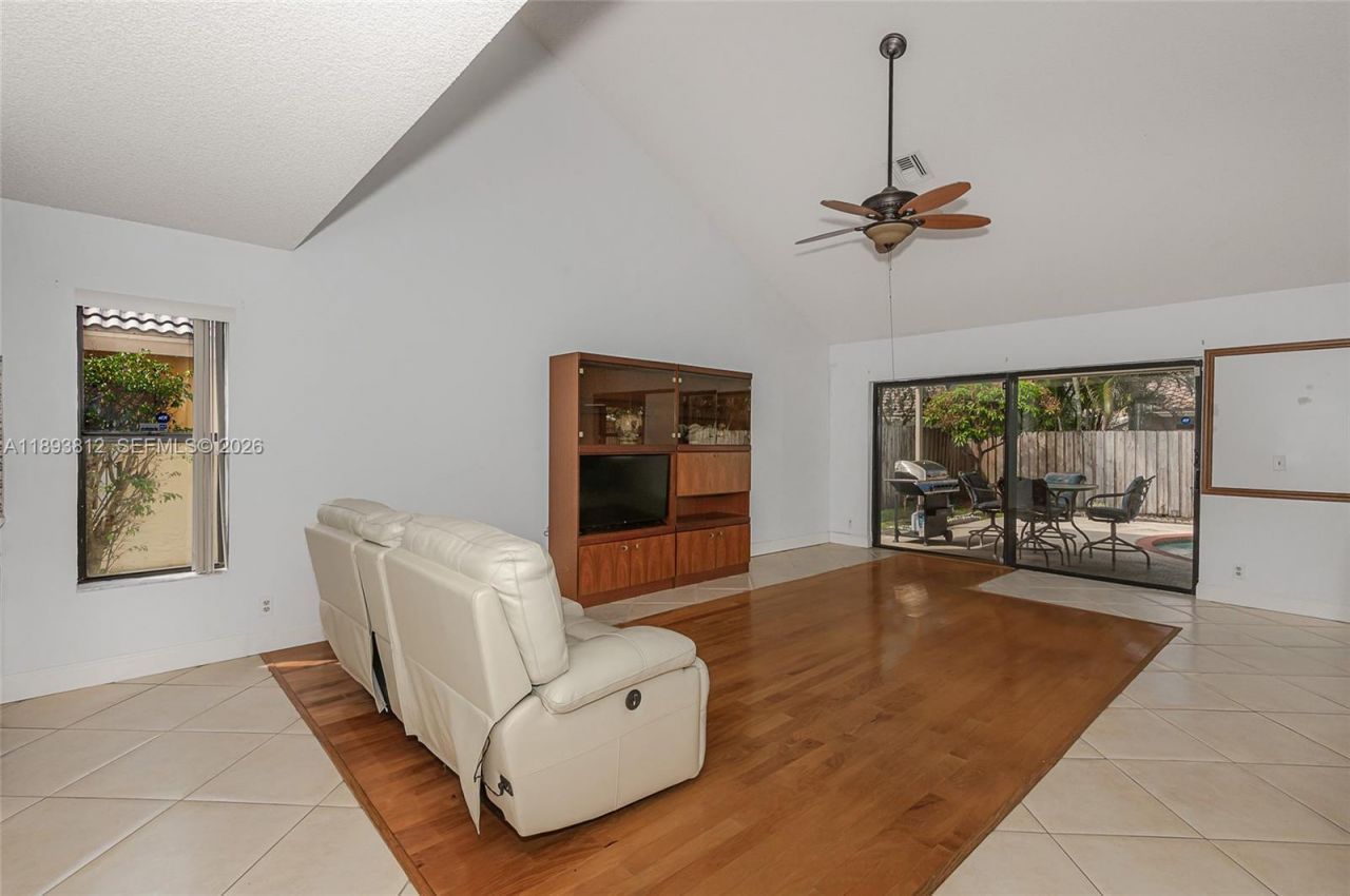1855 NW 106th Ter, Plantation, FL 33322 Photo