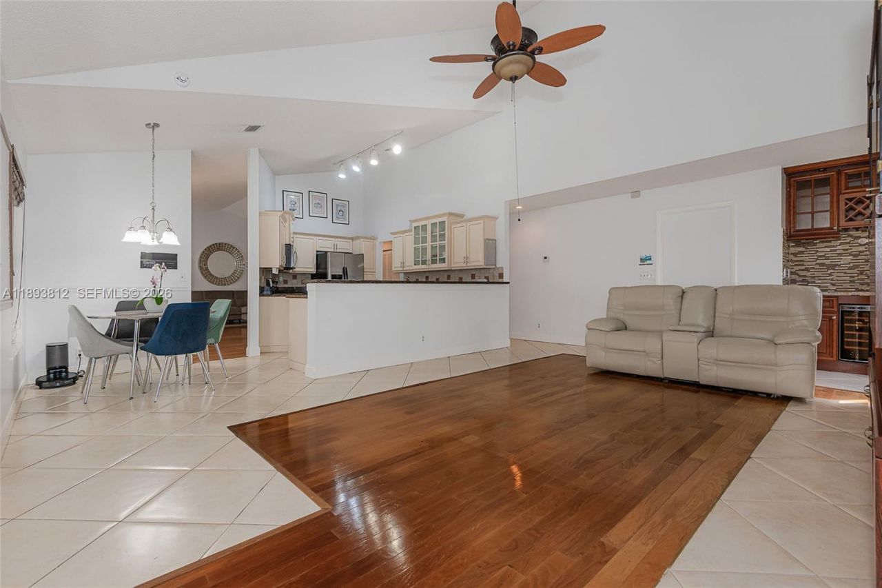 1855 NW 106th Ter, Plantation, FL 33322 Photo