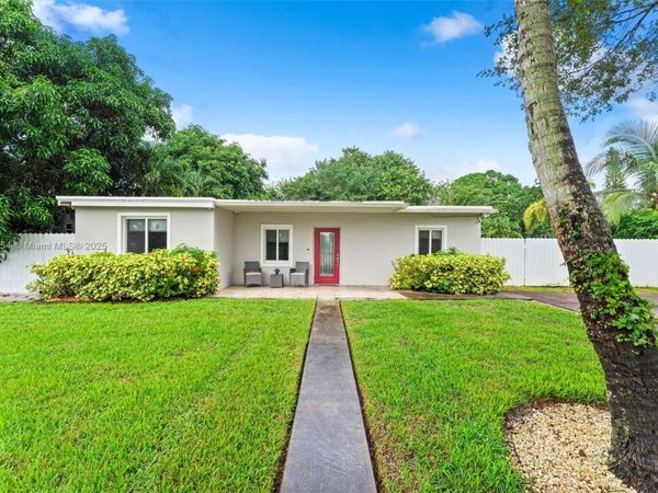 16315 NW 24th Ave, Miami Gardens, FL 33054