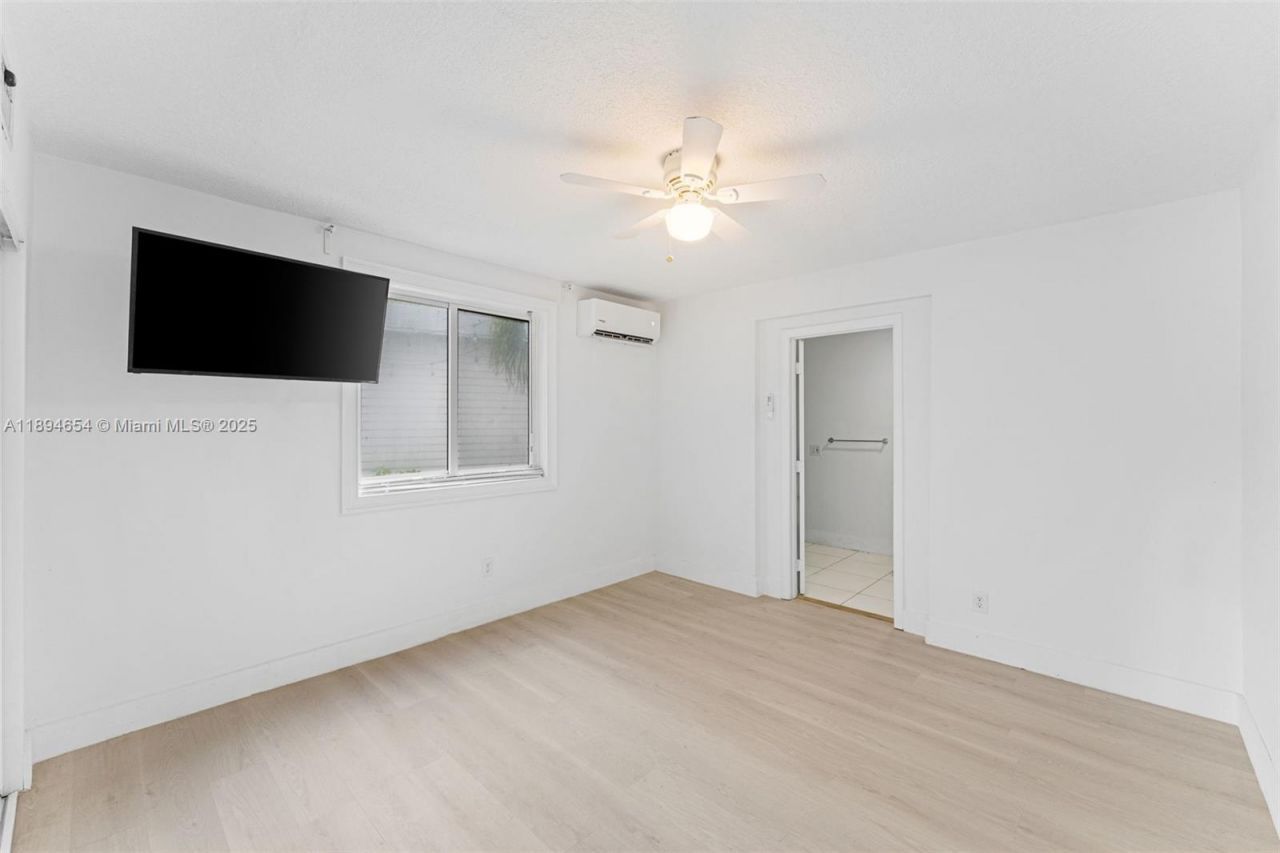 16315 NW 24th Ave, Miami Gardens, FL 33054 Photo