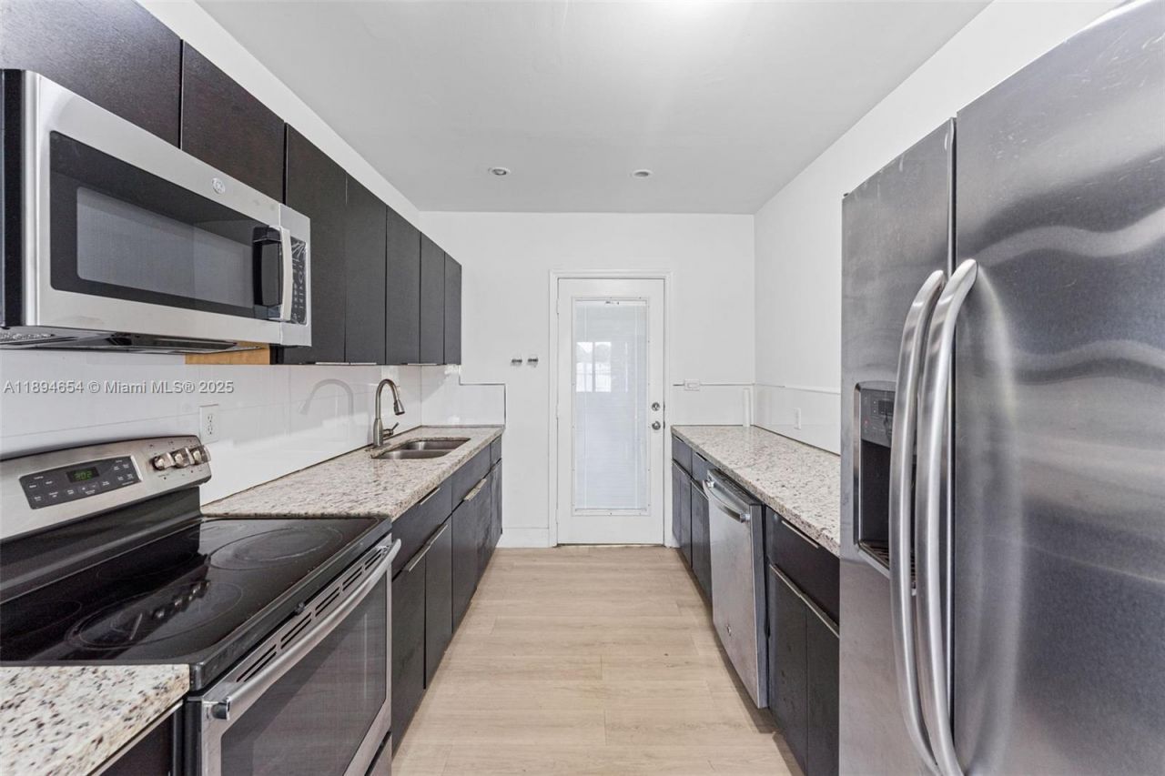 16315 NW 24th Ave, Miami Gardens, FL 33054 Photo