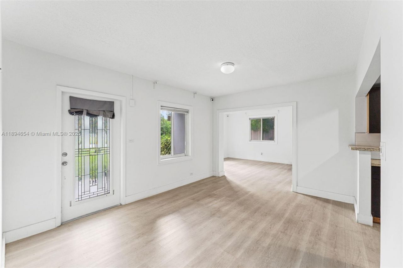 16315 NW 24th Ave, Miami Gardens, FL 33054 Photo