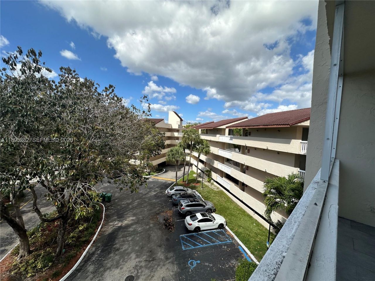 7051 Environ Blvd, Unit 431, Lauderhill, FL 33319 Photo