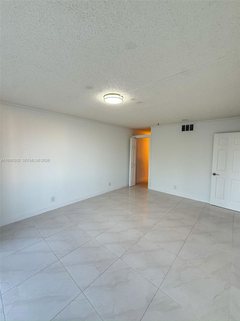 7051 Environ Blvd, Unit 431, Lauderhill, FL 33319 Photo