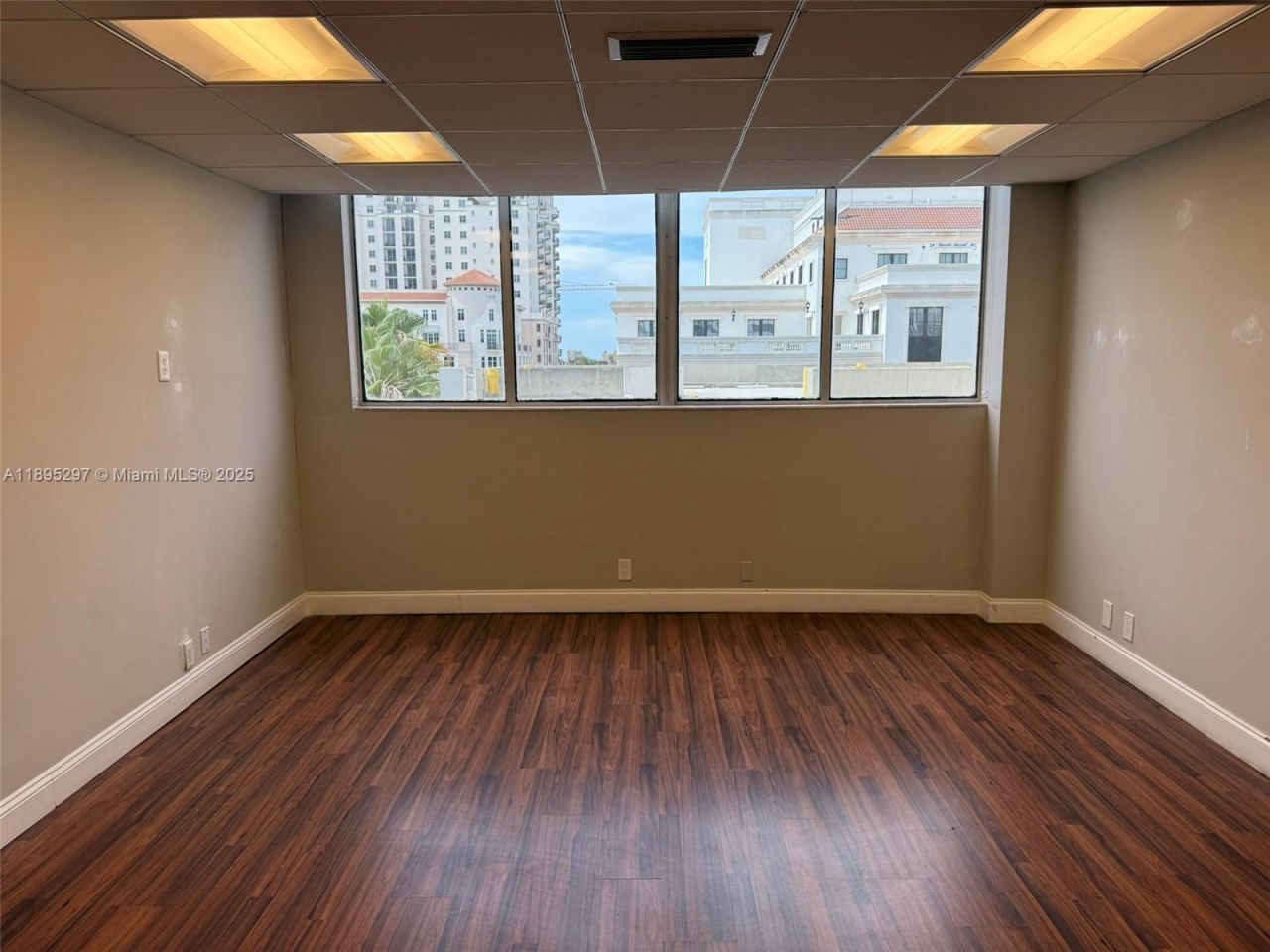 299 Alhambra Cir, Unit 510, Coral Gables, FL 33134 Photo