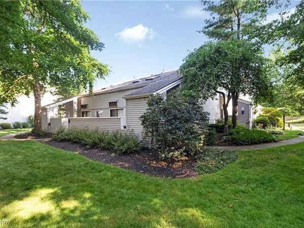 1597 Cedarwood Drive, Unit F, Westlake, OH 44145