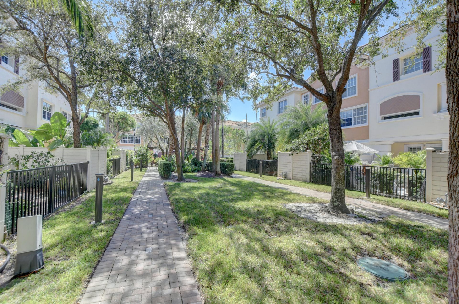 5545 NE Trieste Way, Boca Raton, FL 33487 Photo