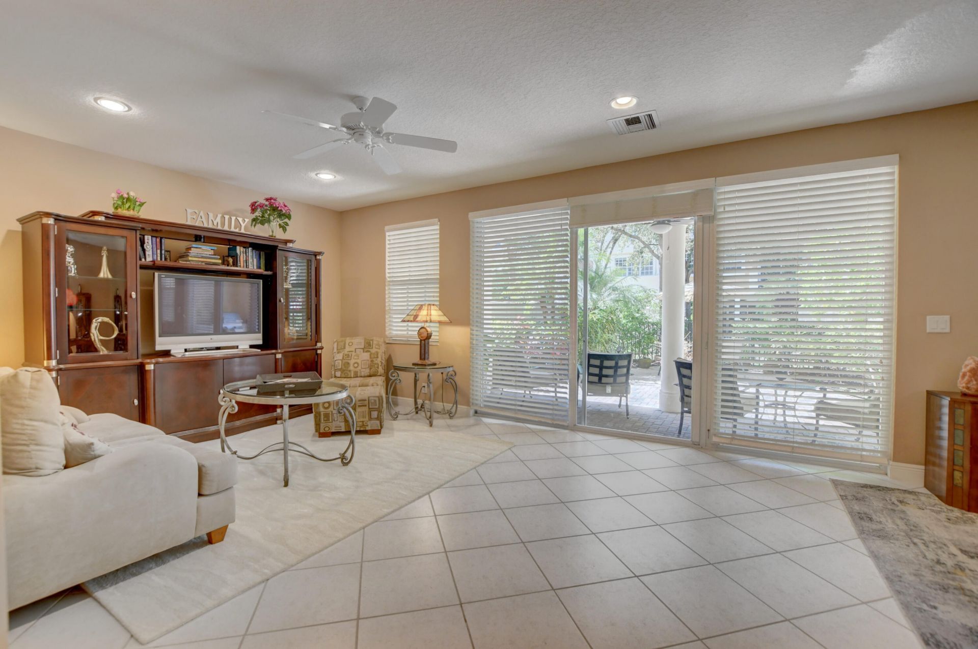 5545 NE Trieste Way, Boca Raton, FL 33487 Photo