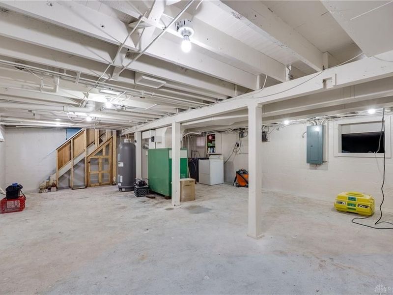 1668 N Central Drive, Beavercreek, OH 45432 Photo 37