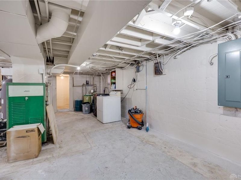 1668 N Central Drive, Beavercreek, OH 45432 Photo 38