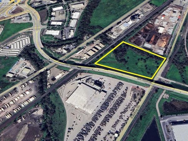 4555 S McKinley Avenue, Stockton, CA 95206