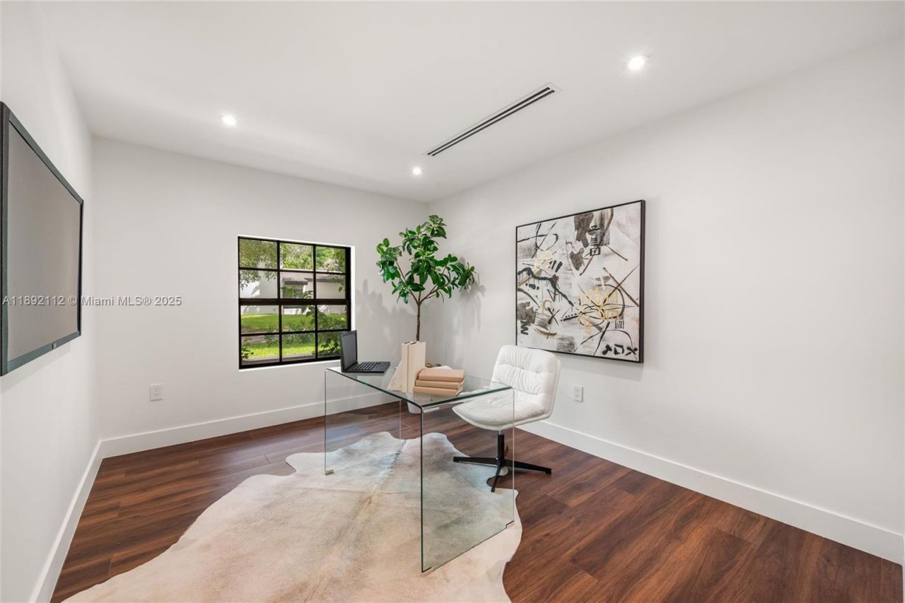 4040 Palmarito St, Coral Gables, FL 33146 Photo