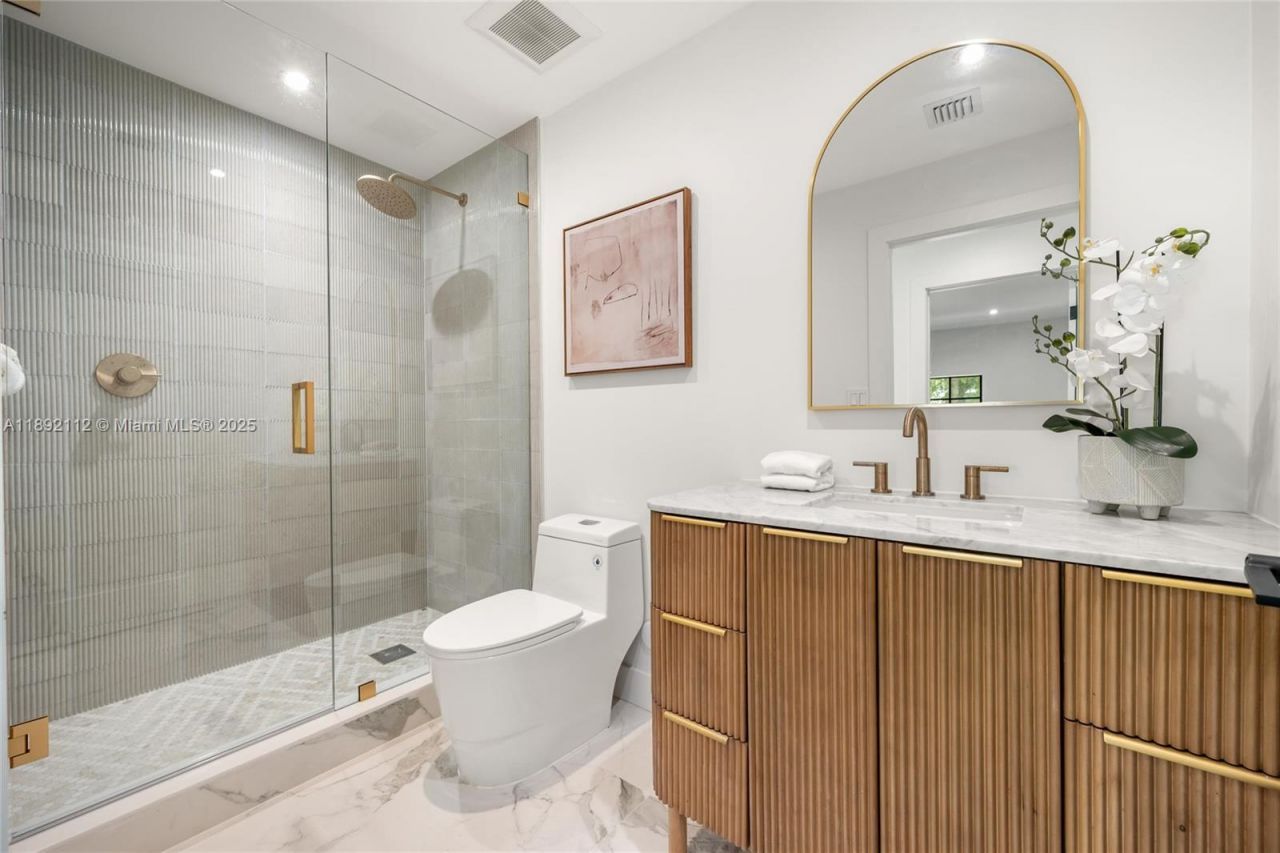 4040 Palmarito St, Coral Gables, FL 33146 Photo