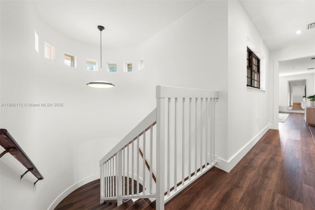 4040 Palmarito St, Coral Gables, FL 33146 Photo